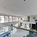 Loft - Piscine - Fitness - Calme Apartment